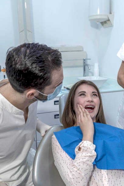 Best Emergency Gum Treatment in Edburgh, IN
